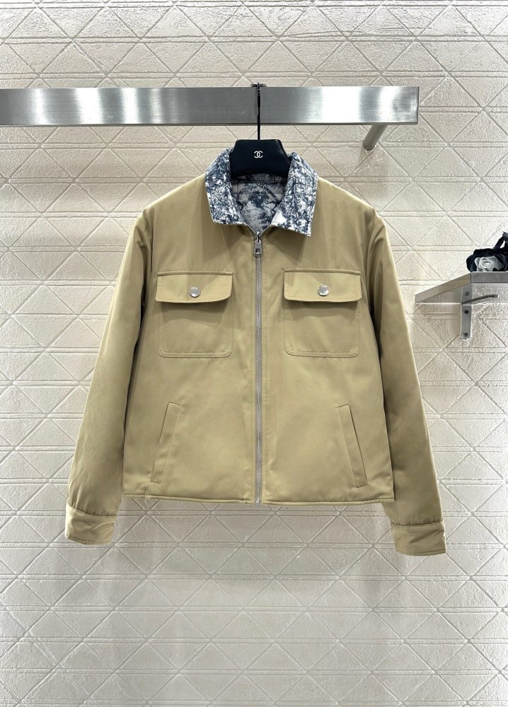 Двостороннє пальто