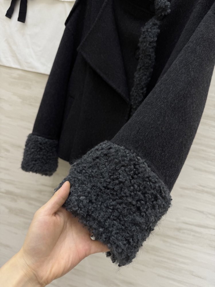 Двустороннее шерстяное пальто фото 3