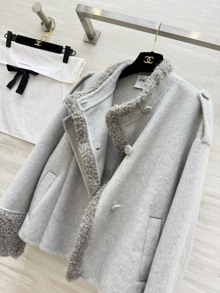 Двустороннее шерстяное пальто фото 9