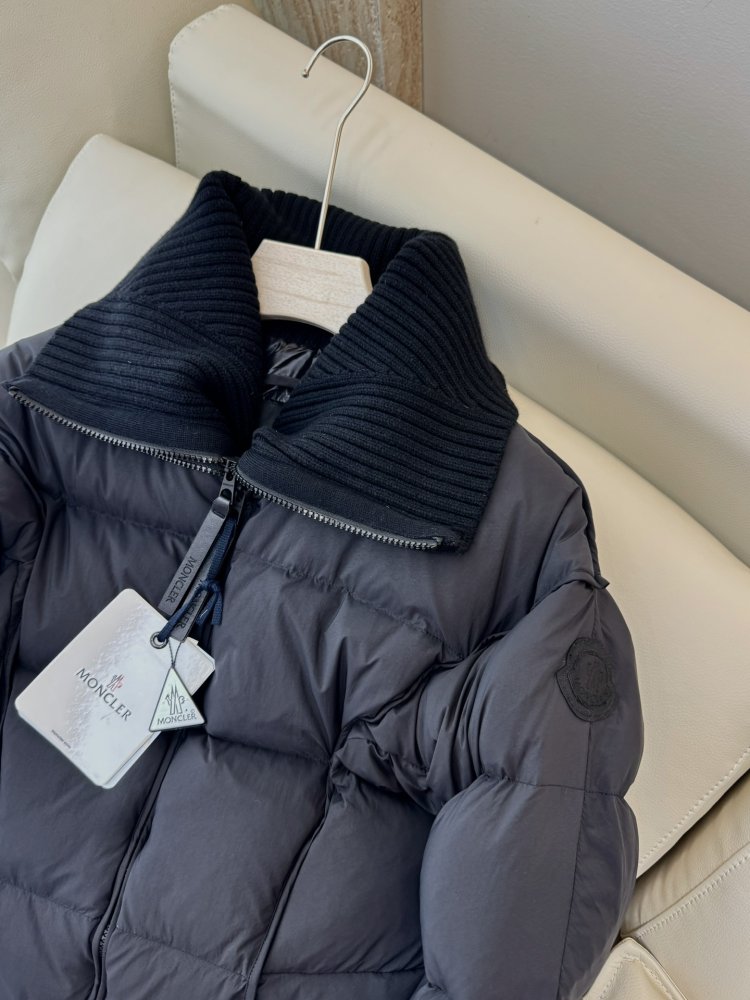 Двусторонний длинный пуховик с воротником-стойкой фото 6