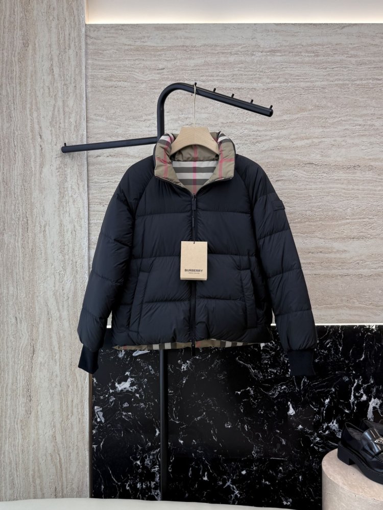 Двосторонній пуховик з довгими рукавами