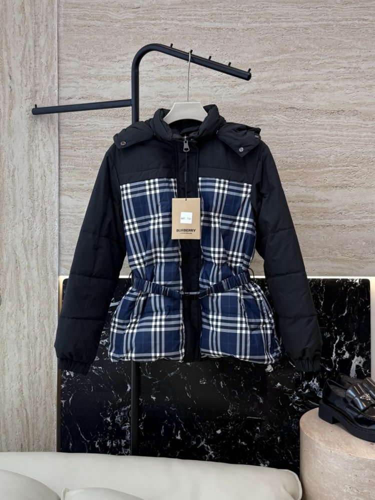 Двусторонний пуховик с длинными рукавами