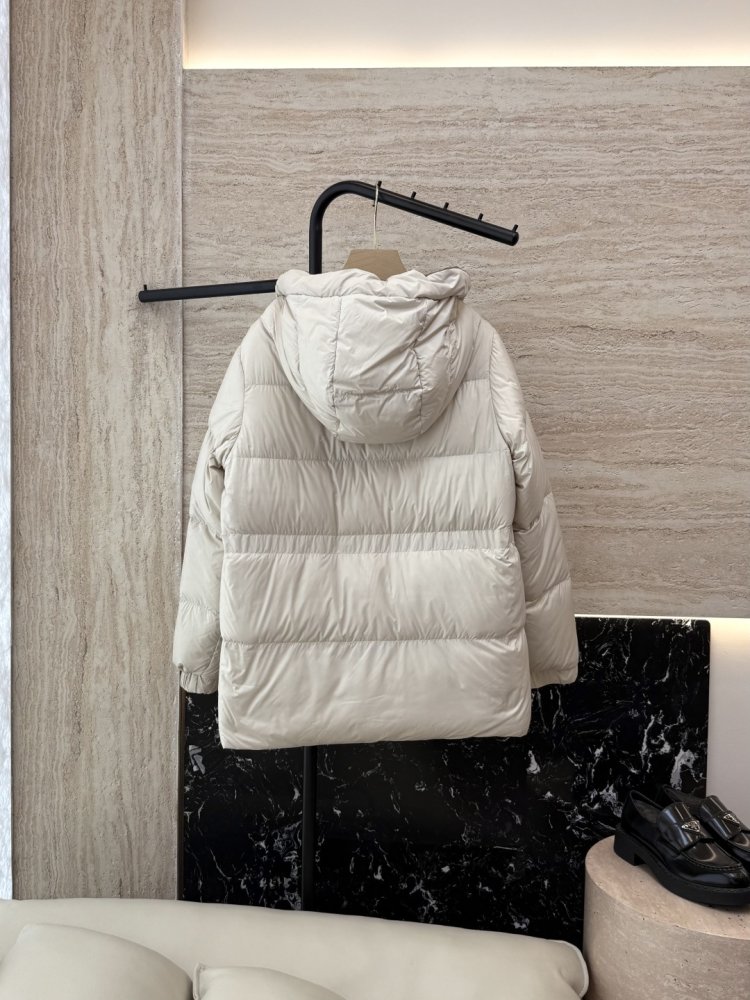 Двусторонний пуховик с длинными рукавами фото 2