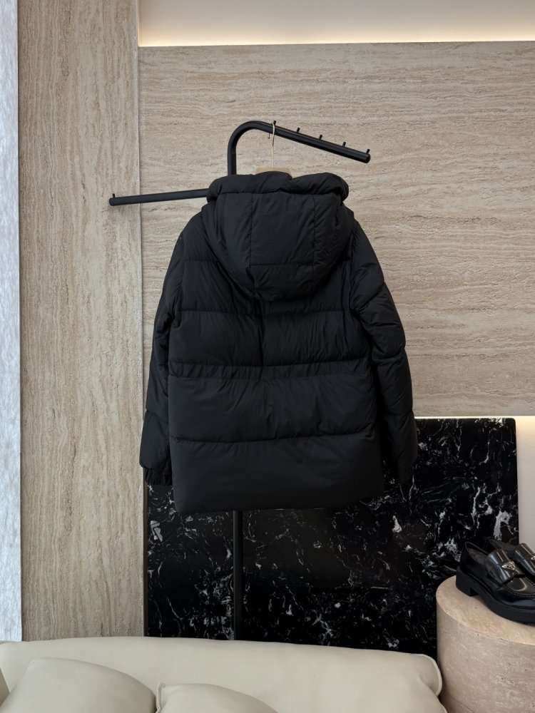 Двусторонний пуховик с длинными рукавами фото 2