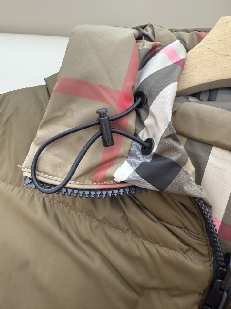 Двусторонний пуховик с длинными рукавами фото 8