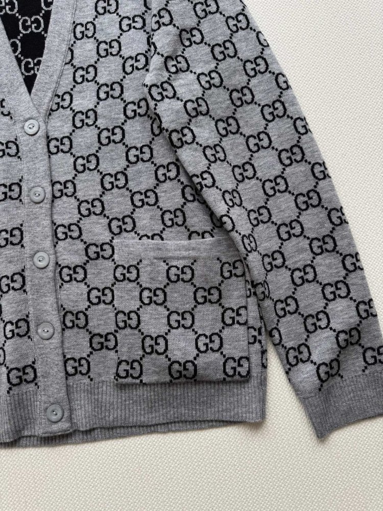 Двусторонний шерстяной кардиган фото 5