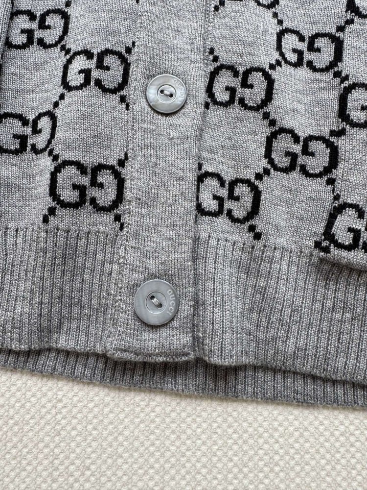 Двусторонний шерстяной кардиган фото 8