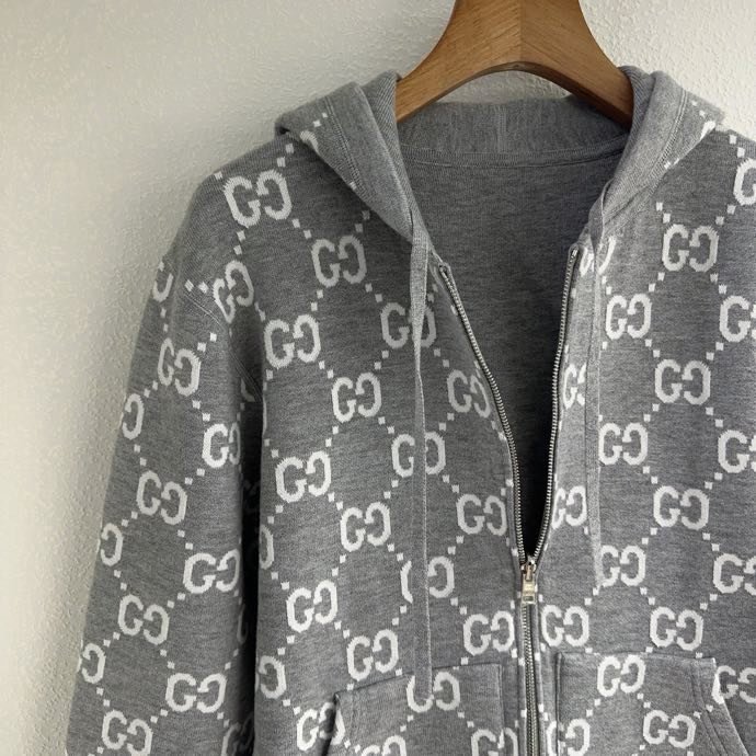 Двусторонний трикотажный кардиган с капюшоном на молнии фото 4