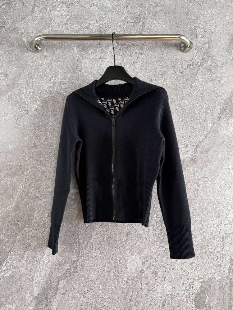 Двусторонний вязаный кардиган с капюшоном