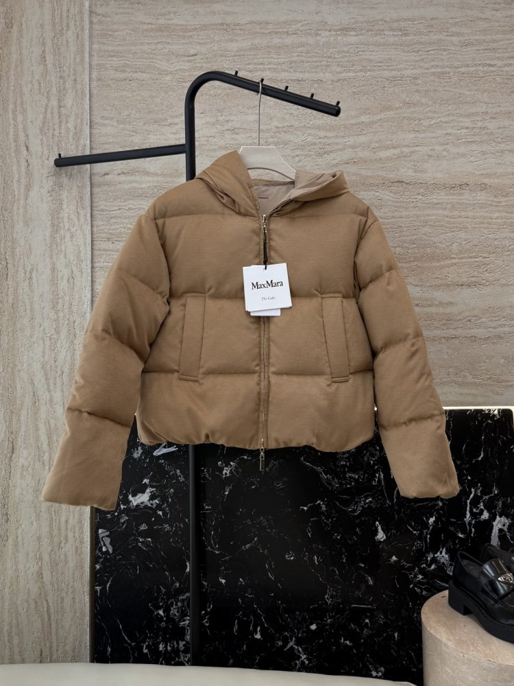 Двусторонняя куртка пуховик с капюшоном