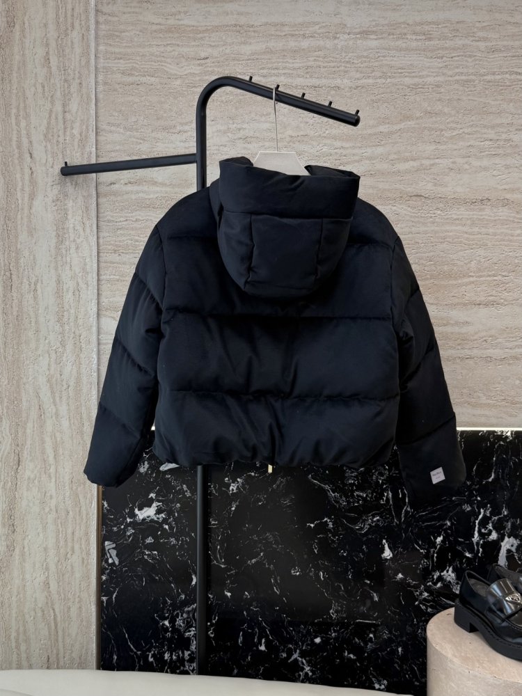 Двусторонняя куртка пуховик с капюшоном фото 2