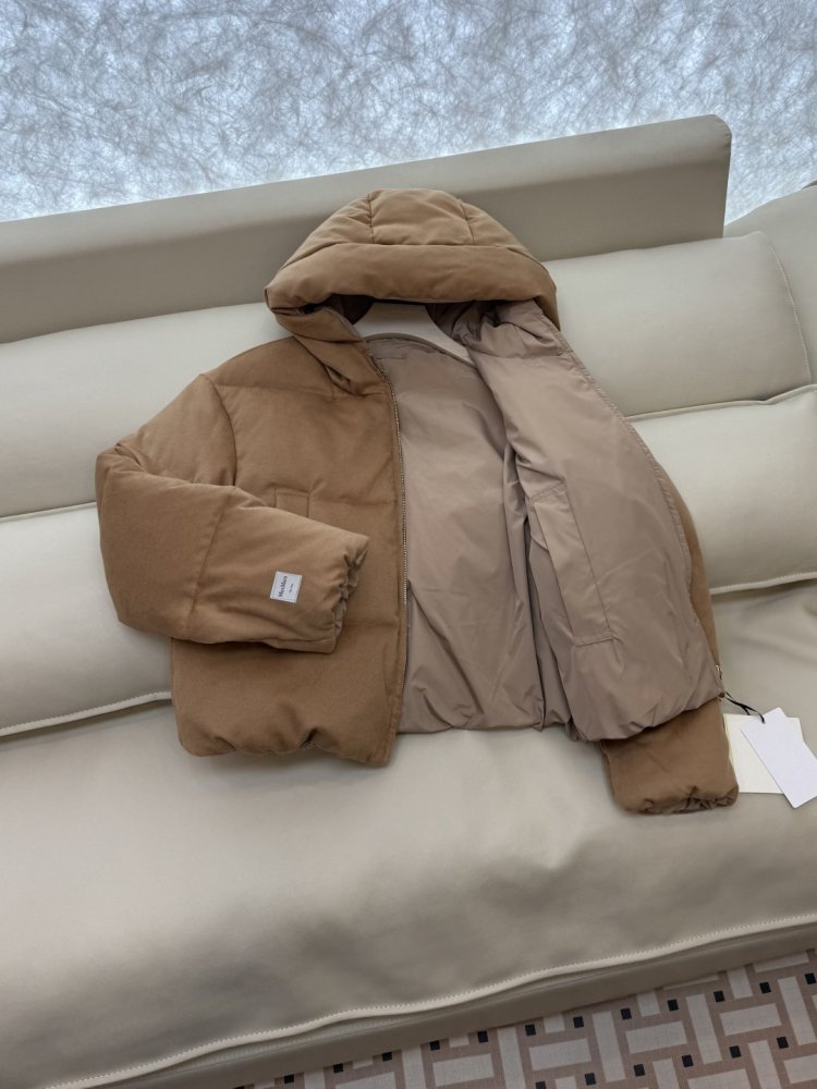 Двусторонняя куртка пуховик с капюшоном фото 5