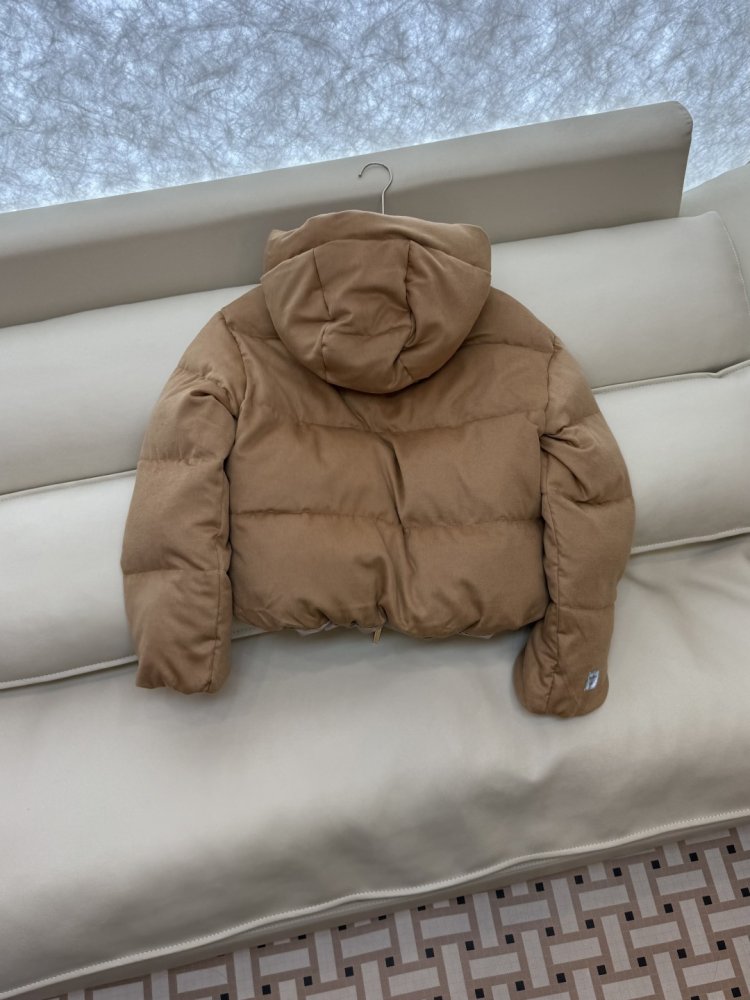 Двусторонняя куртка пуховик с капюшоном фото 6