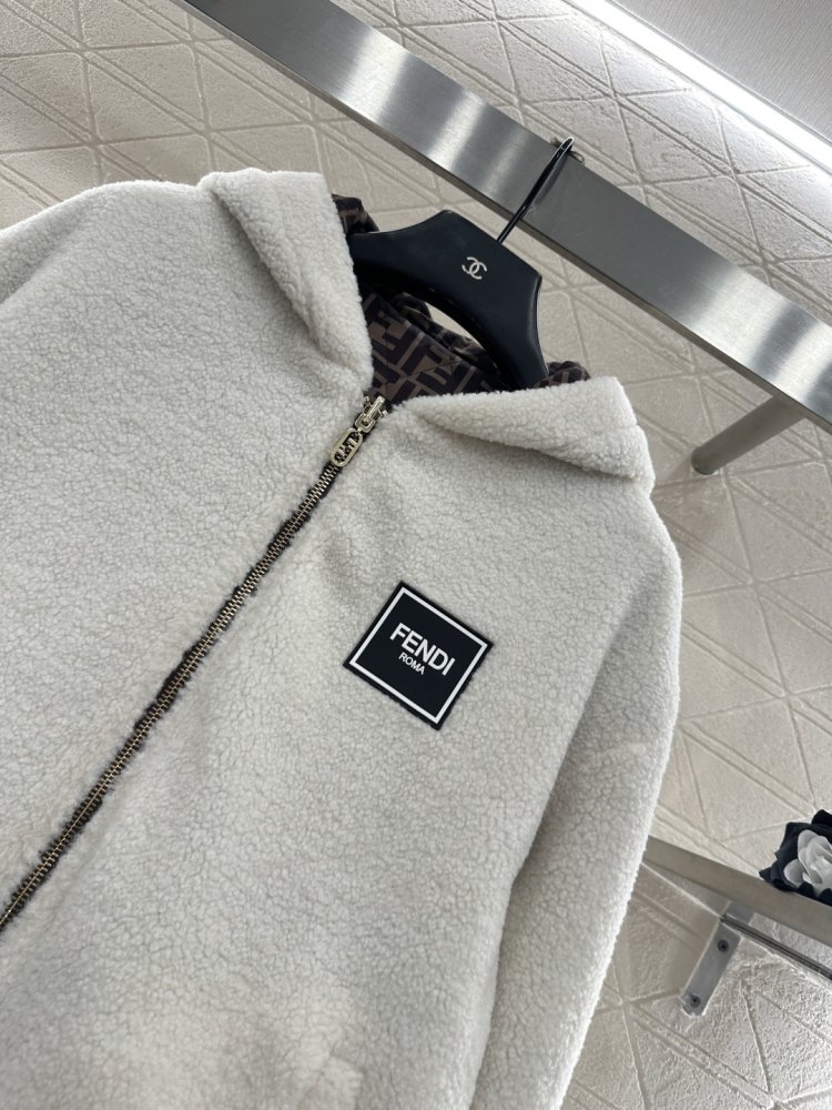 Двостороння куртка з капюшоном фото 9