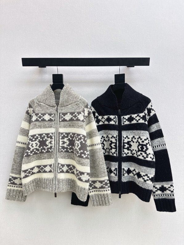 Двостороння вовняна куртка з коміром стійкою фото 7