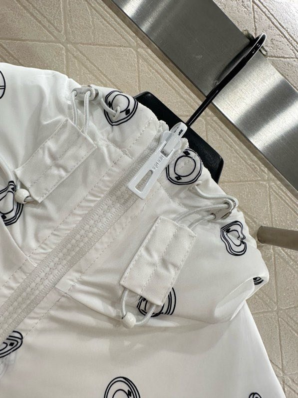 Двусторонняя стеганая куртка со скрытым капюшоном фото 3