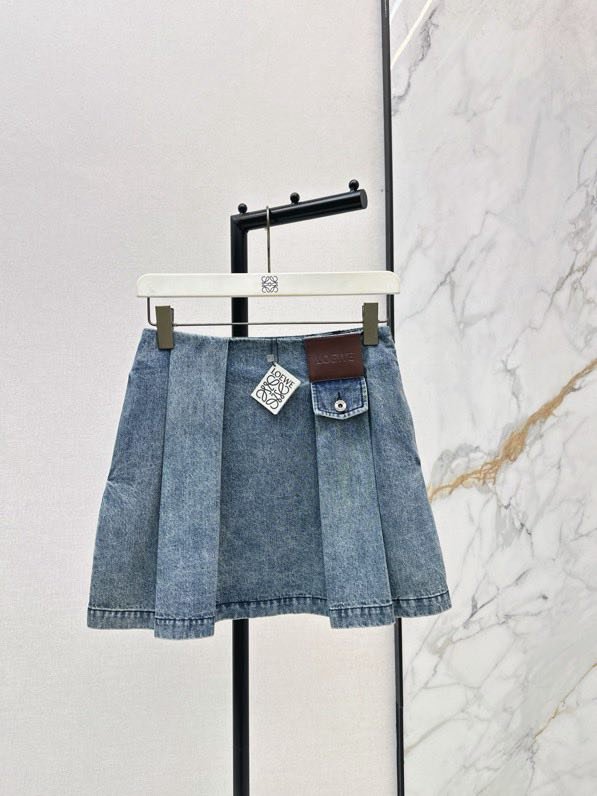 Denim skirt