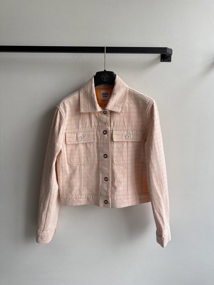 Джинсова куртка жіноча