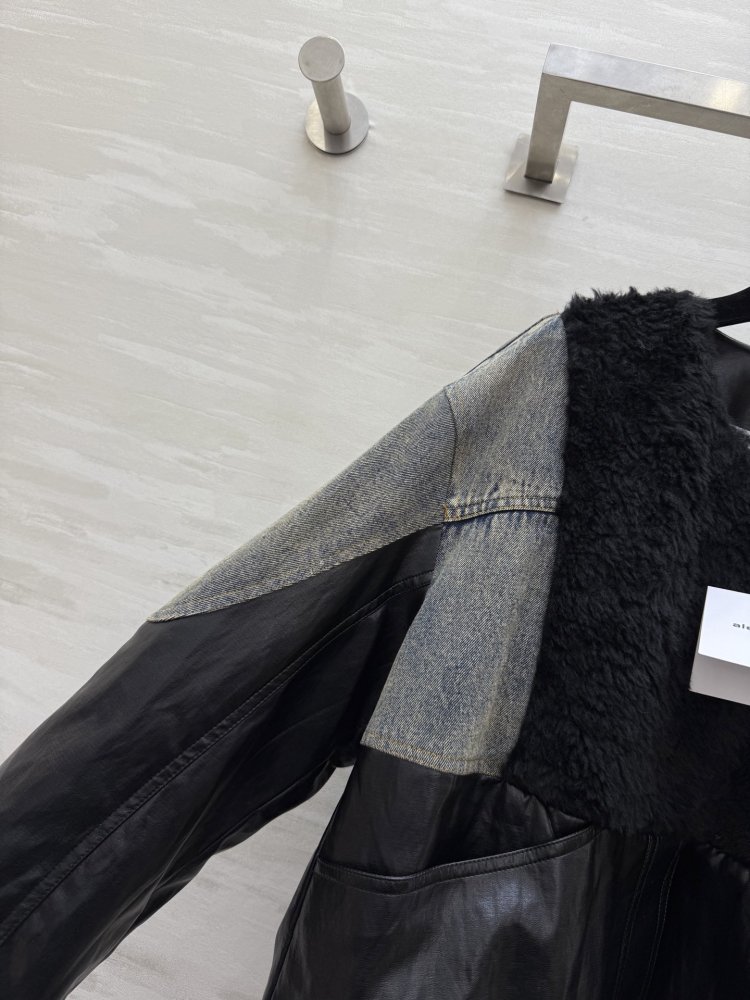 Denim feather jacket women's фото 4