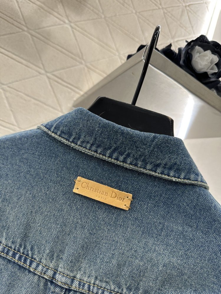 Джинсовое платье с широкими рукавами и поясом фото 8