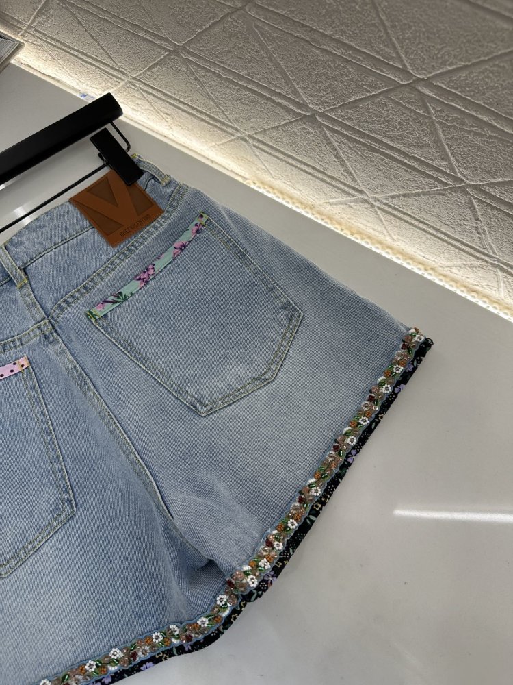 Джинсовые шорты женские фото 8