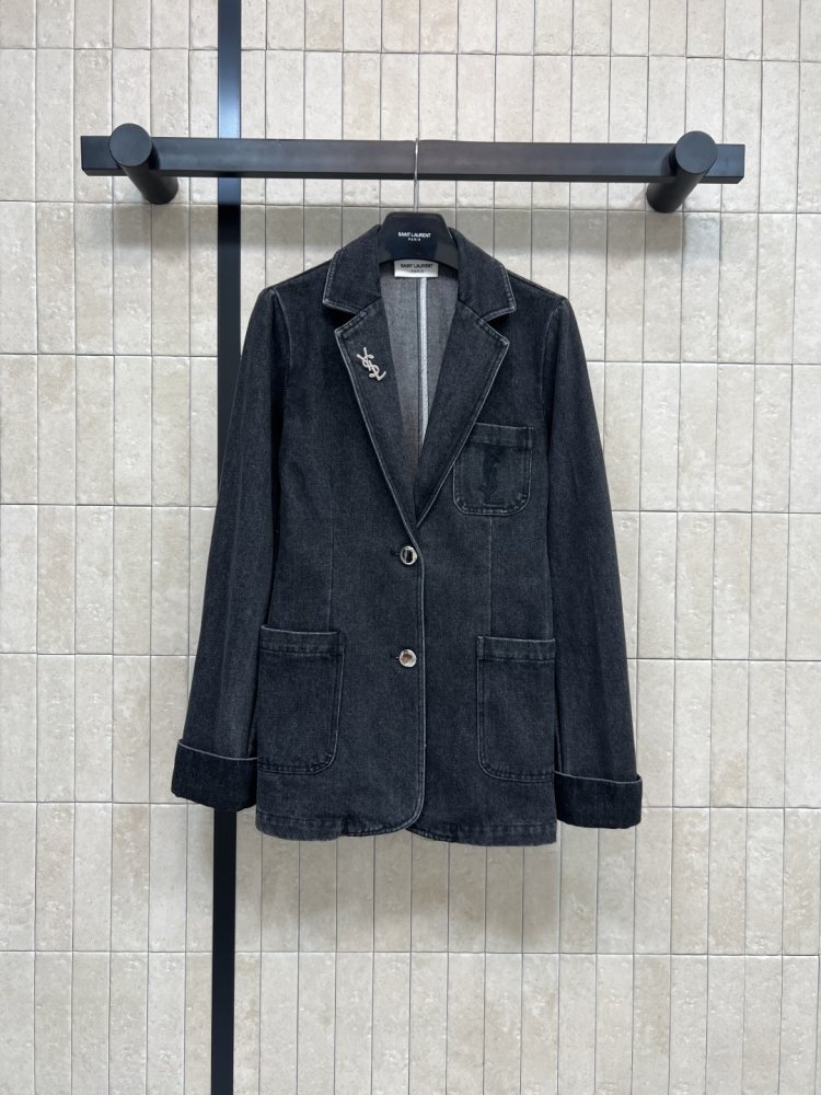 Джинсовый блейзер женский