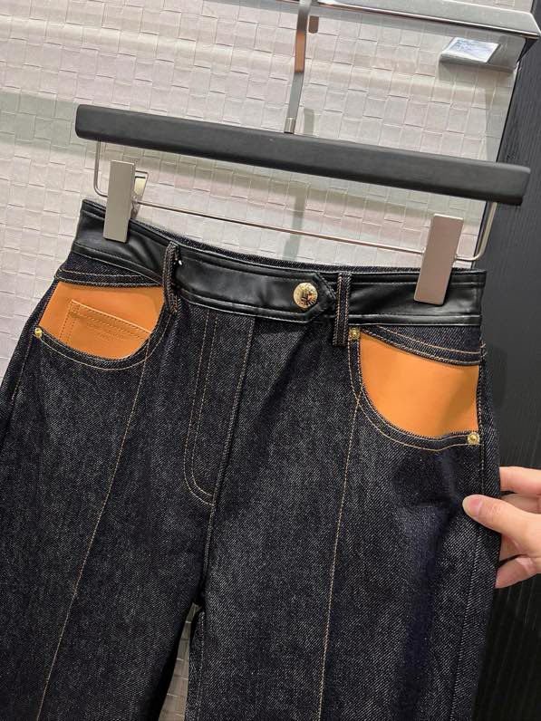 Джинсовий костюм жіночий фото 7