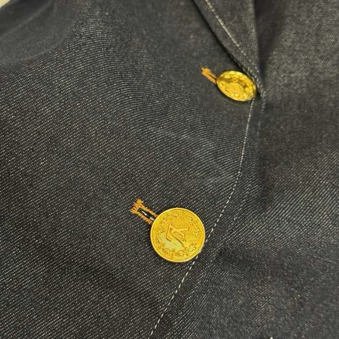 Джинсовый женский костюм фото 2