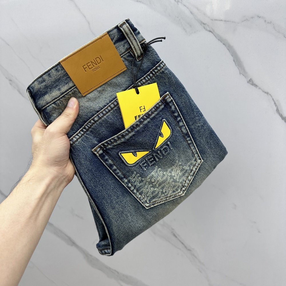 Джинсы мужские