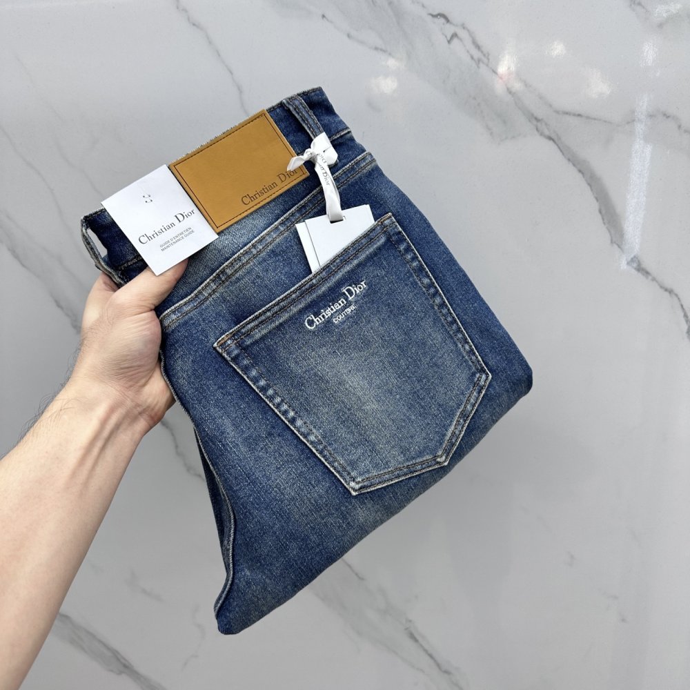 Джинсы мужские