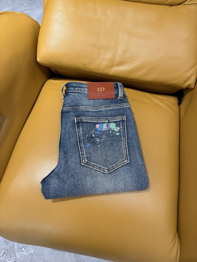 Джинсы мужские