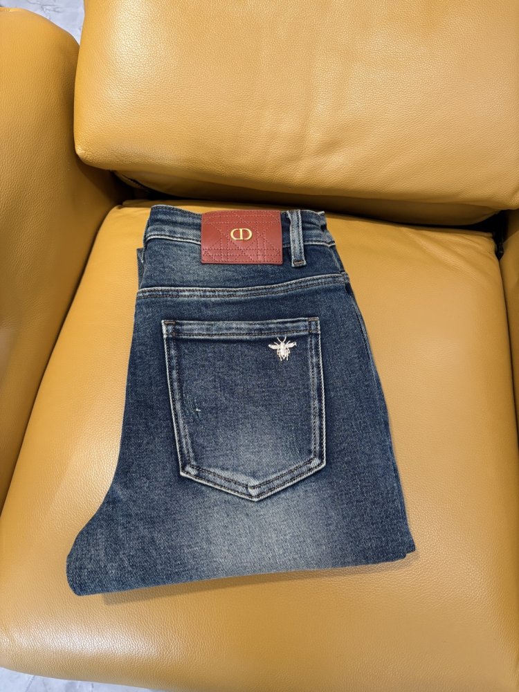 Джинсы мужские