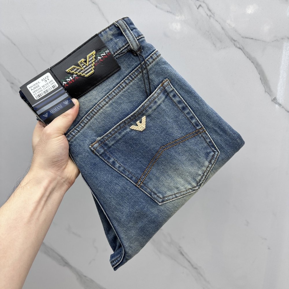 Джинсы мужские