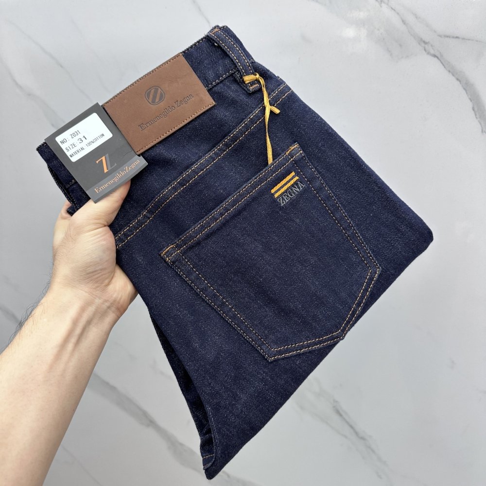 Джинсы мужские