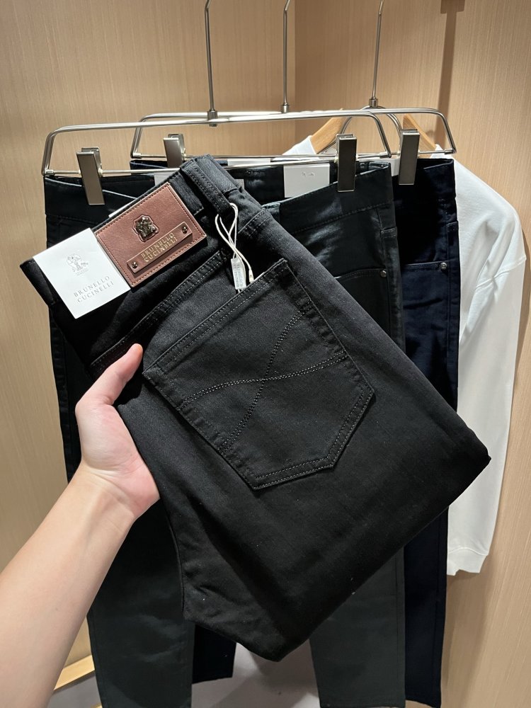 Джинсы мужские