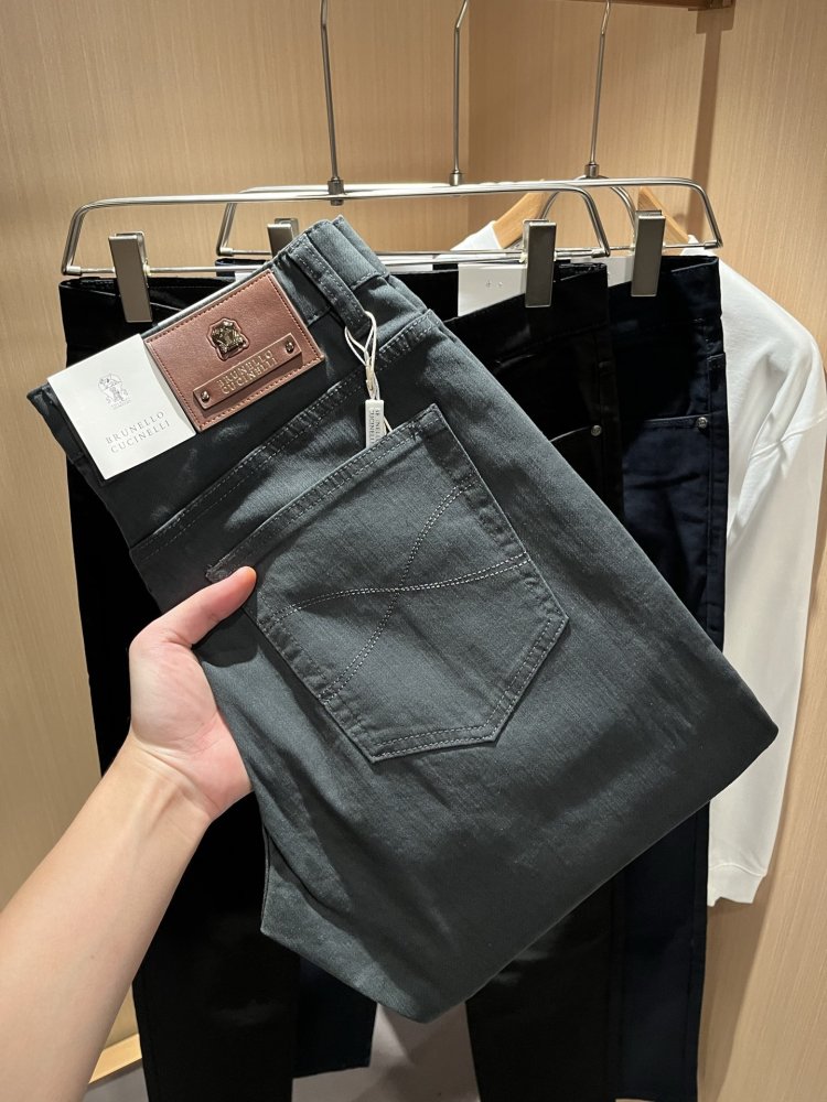 Джинсы мужские