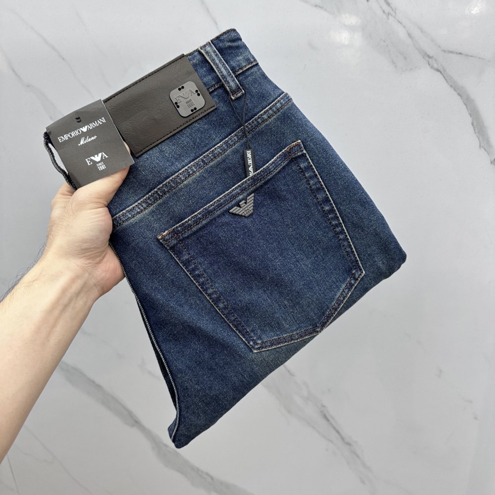 Джинсы мужские