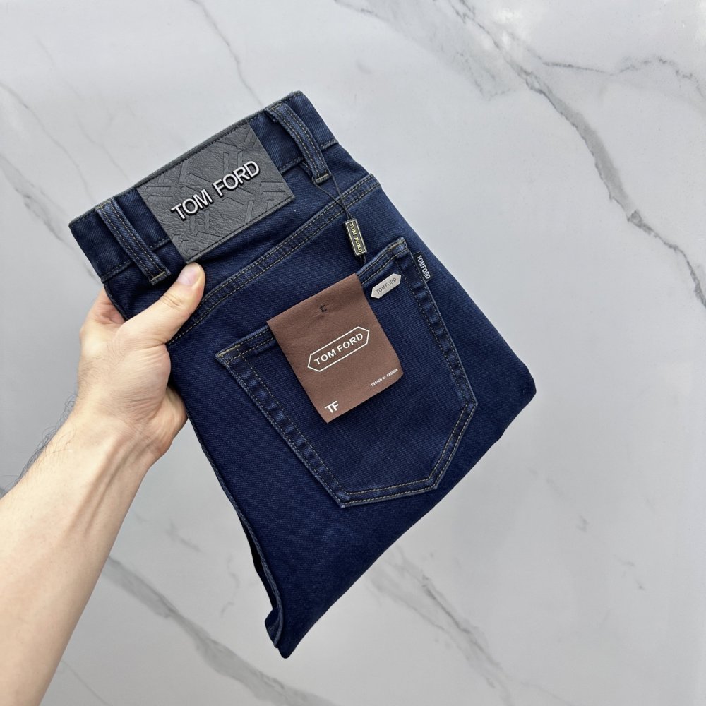 Джинсы мужские