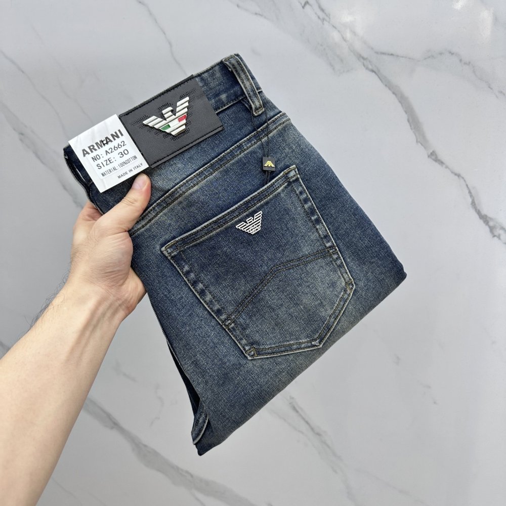 Джинсы мужские