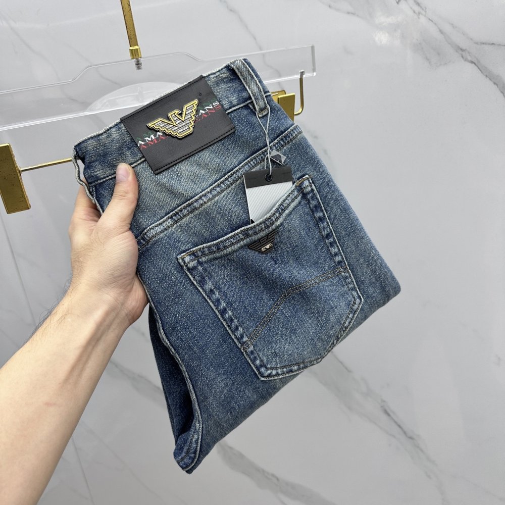 Джинсы мужские