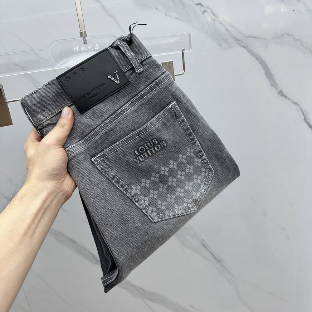 Джинсы мужские