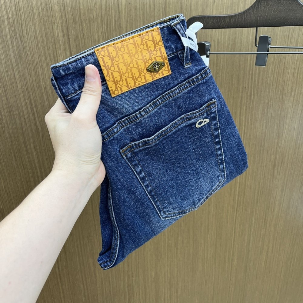 Джинсы мужские