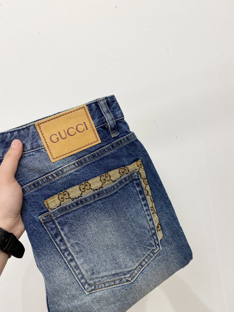 Джинсы мужские