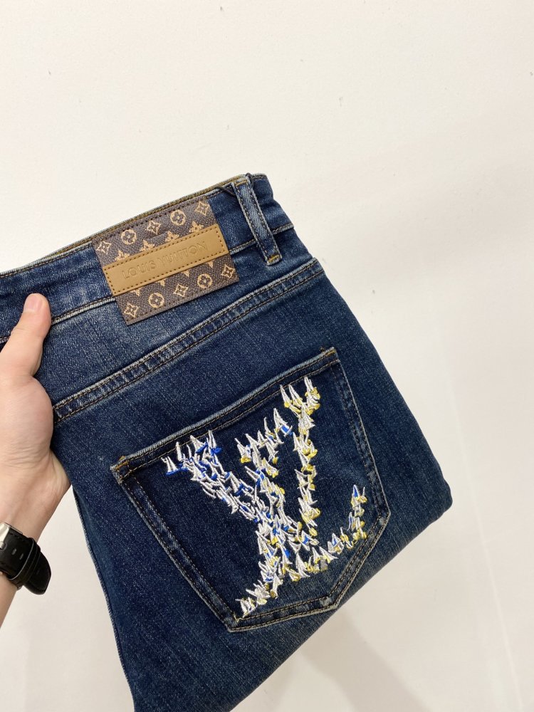 Джинсы мужские