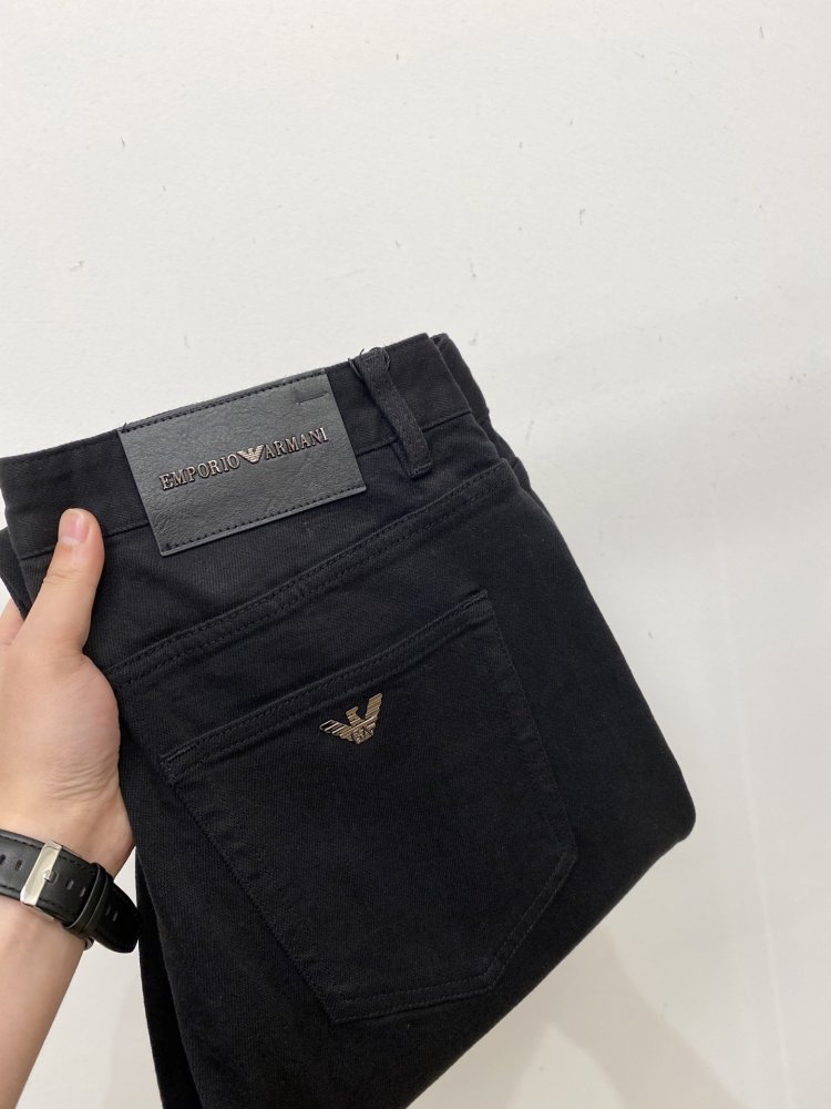 Джинсы мужские