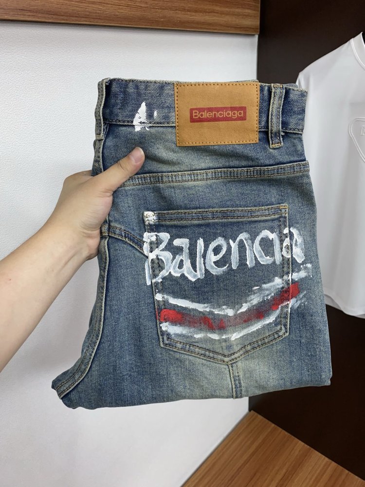 Джинсы мужские