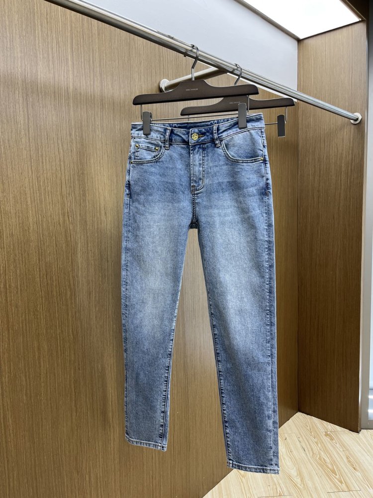 Джинсы мужские фото 2