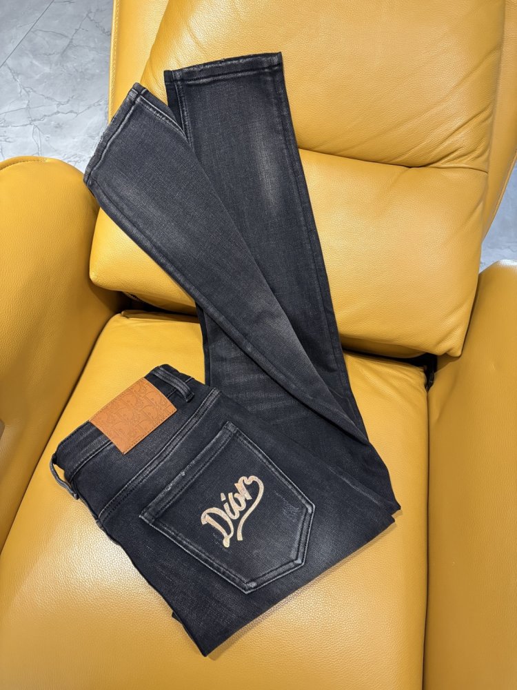 Джинсы мужские фото 2