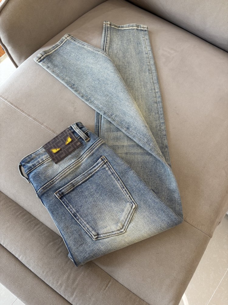 Джинсы мужские фото 2