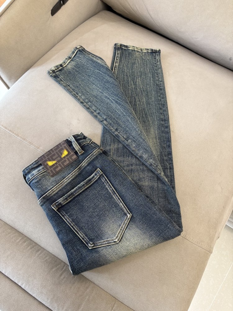 Джинсы мужские фото 2